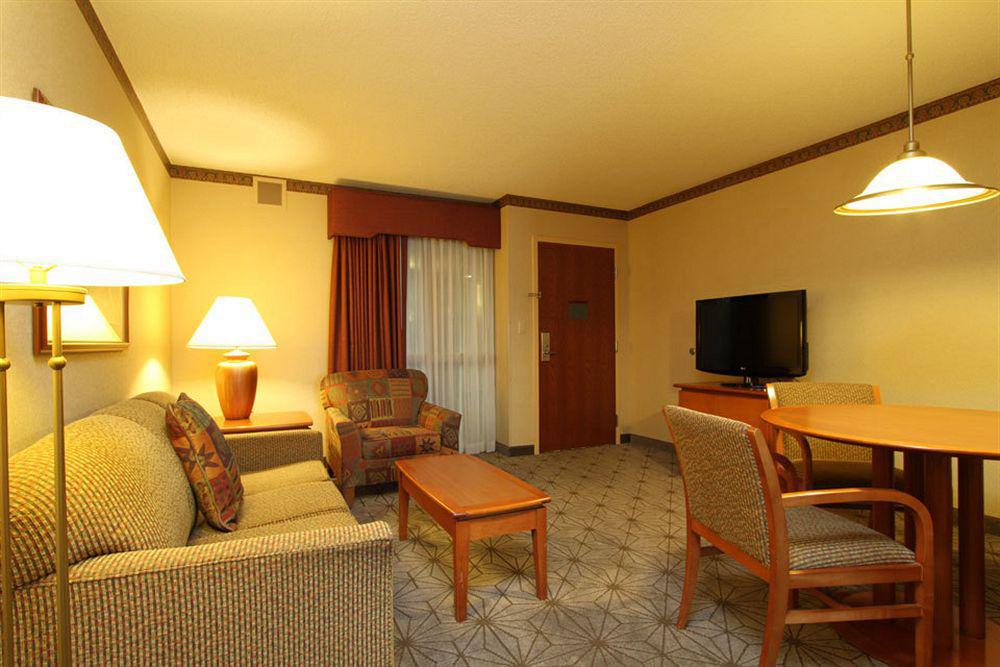 Embassy Suites By Hilton Portland Airport Esterno foto